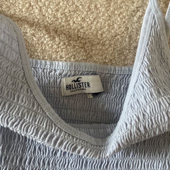 Light purple tank top from Hollister size M. Perfect condition, originally $47. - Picture 4 of 4